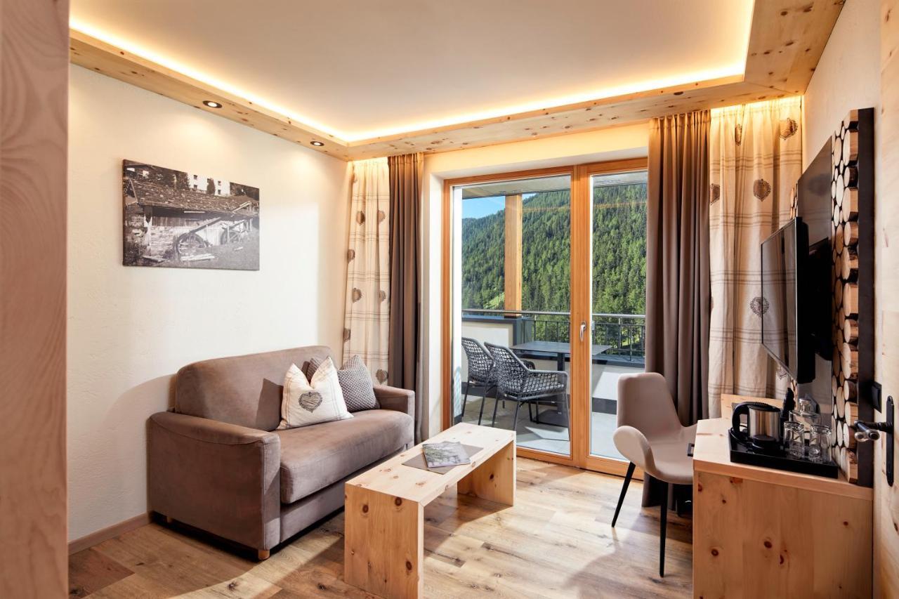 Anigglhof Hotel Malles Venosta Luaran gambar
