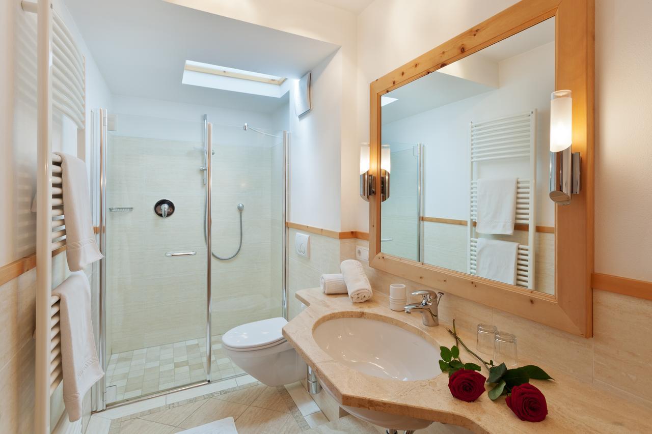 Anigglhof Hotel Malles Venosta Luaran gambar