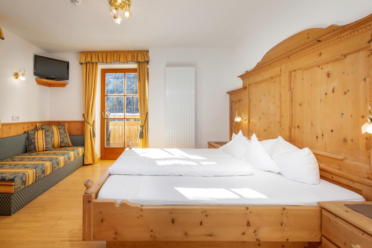 Anigglhof Hotel Malles Venosta Luaran gambar